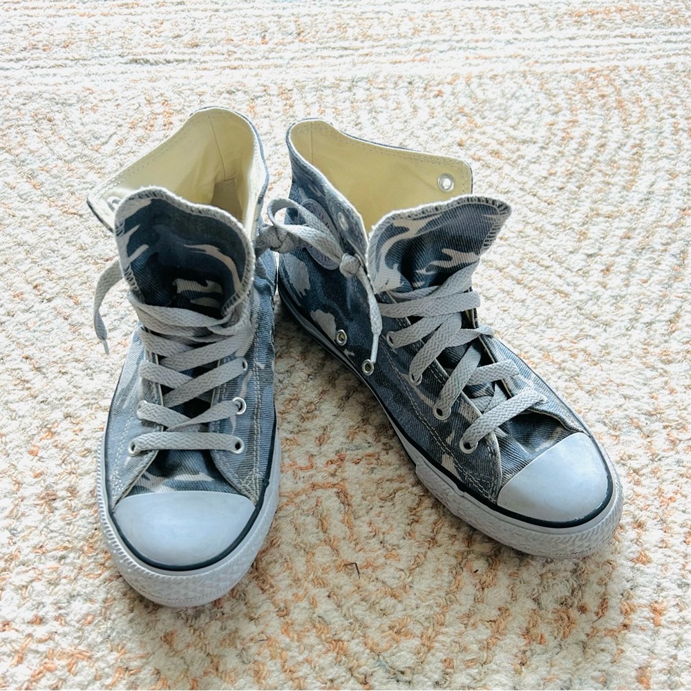 Converse All Stars camo midtops kids